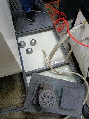 तेल-पानी विभाजक काटना तरल, ऑनलाइन शुद्धिकरण, नसबंदी और अवशोषण, अशुद्धियों को फ़िल्टर करना